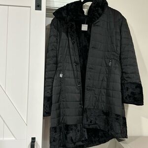 Laundry reversible coat